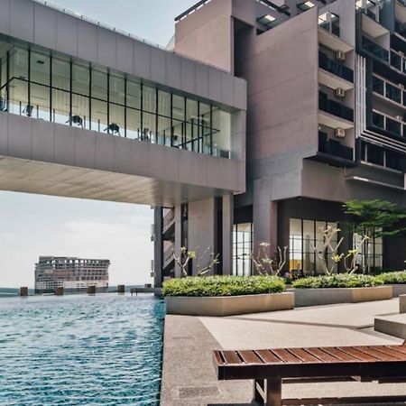 Imperio Residence Seafront By Perfect Host Malakka Dış mekan fotoğraf