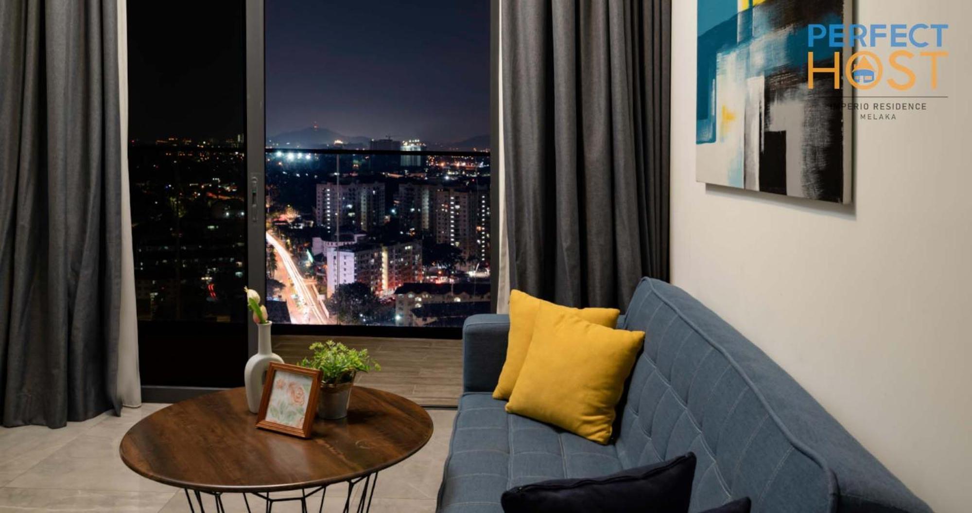 Imperio Residence Seafront By Perfect Host Malakka Dış mekan fotoğraf