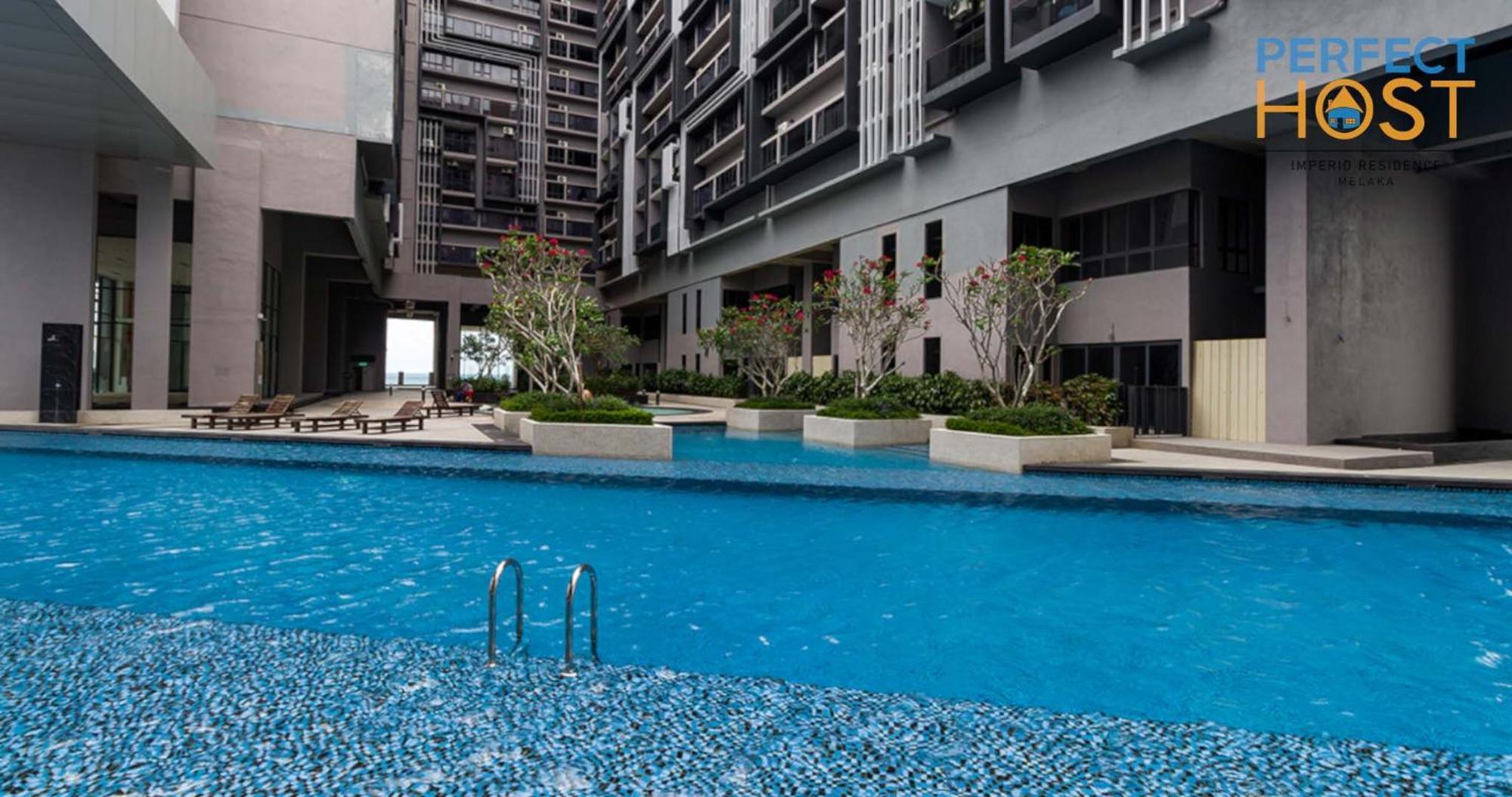 Imperio Residence Seafront By Perfect Host Malakka Dış mekan fotoğraf