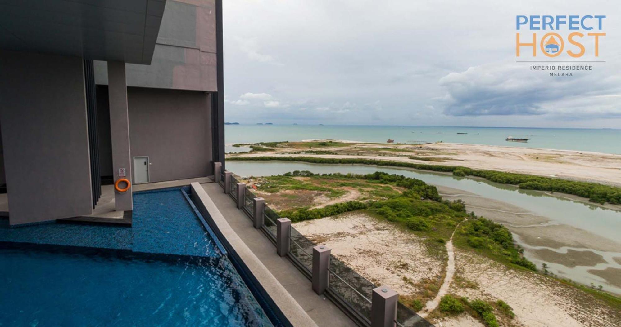 Imperio Residence Seafront By Perfect Host Malakka Dış mekan fotoğraf